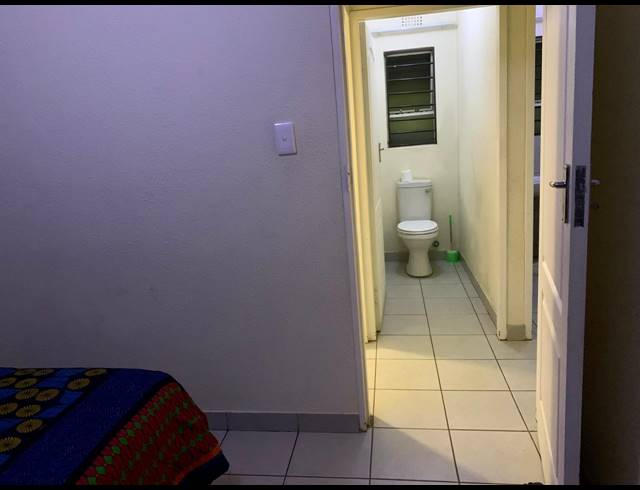 2 BEDROOM HOUSE FOR SALE IN VANDERBIJLPARK CE 4